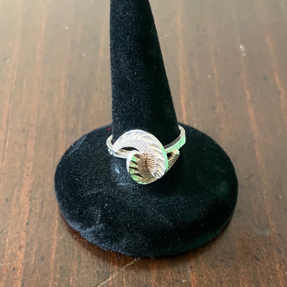 Unique Silver Design Ring size 7